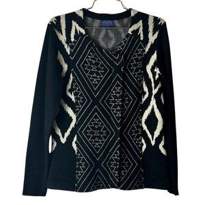 Vintage Women's Pendleton Sweater